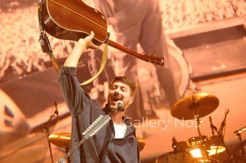 FIND PHOTOGRAPHS OF BANDS AT PORTSMOUTH VICTORIOUS FESTIVAL FOR SALE
