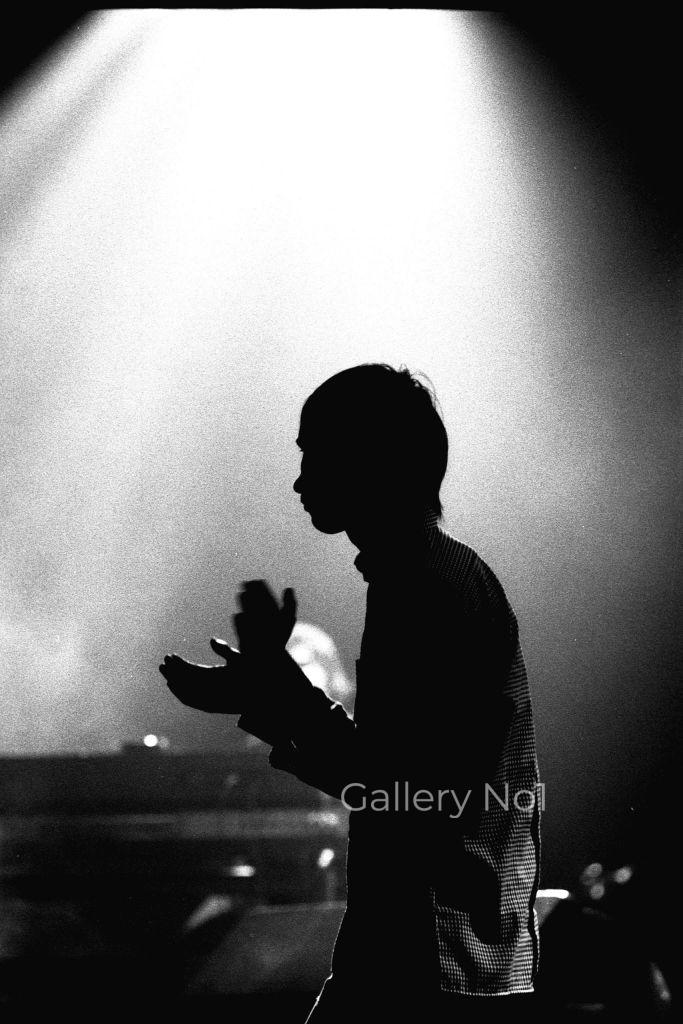 FIND PHOTOGRAPH OF PRIMAL SCREAM FOR SALE
