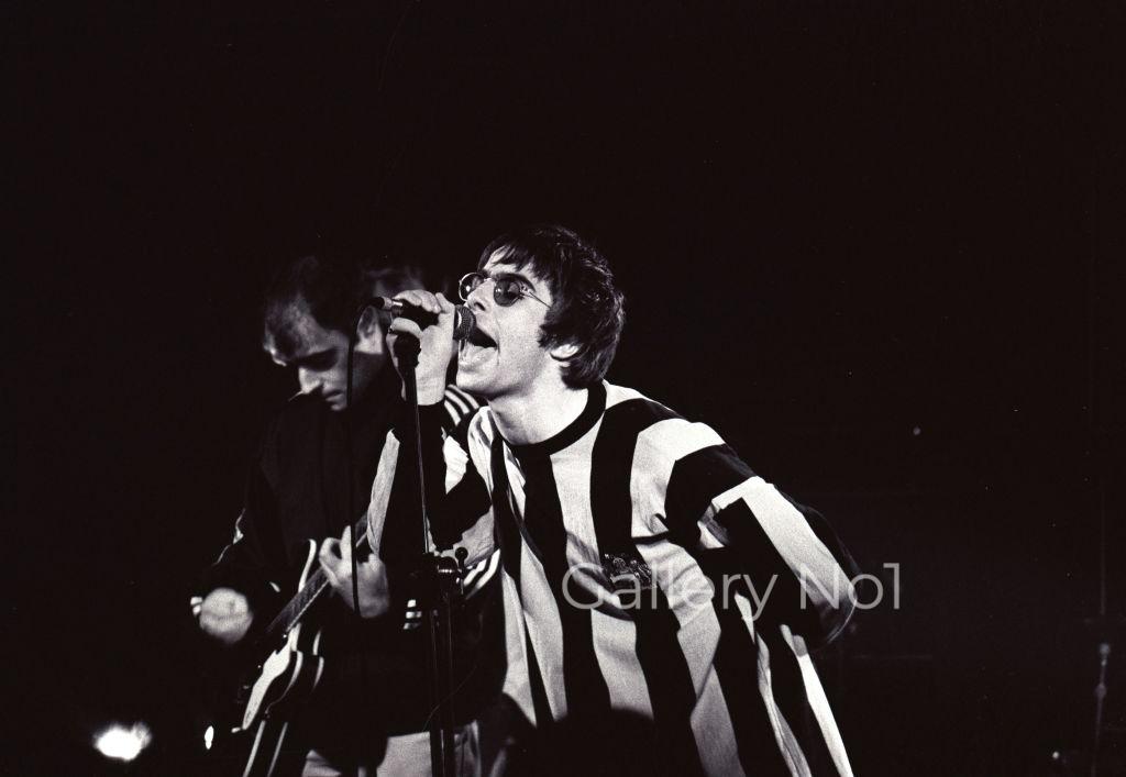 FINF PHOTOGRAPH OF OASIS AND GALLAGHERS FOR SALE AT GALLERY NO1