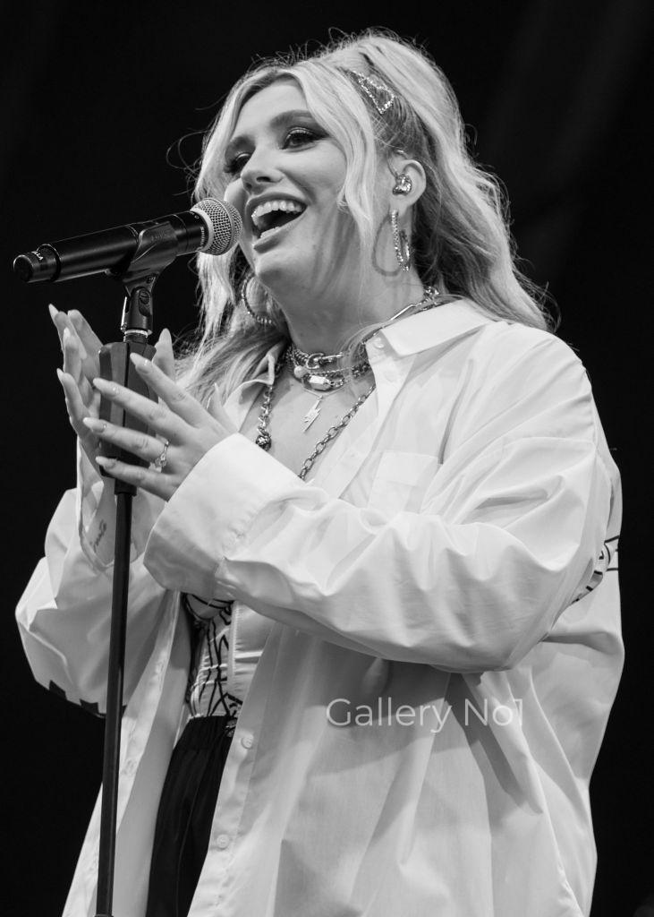 FIND PHOTOGRAPH OF ELLA HENDERSON FOR SALE IN UK