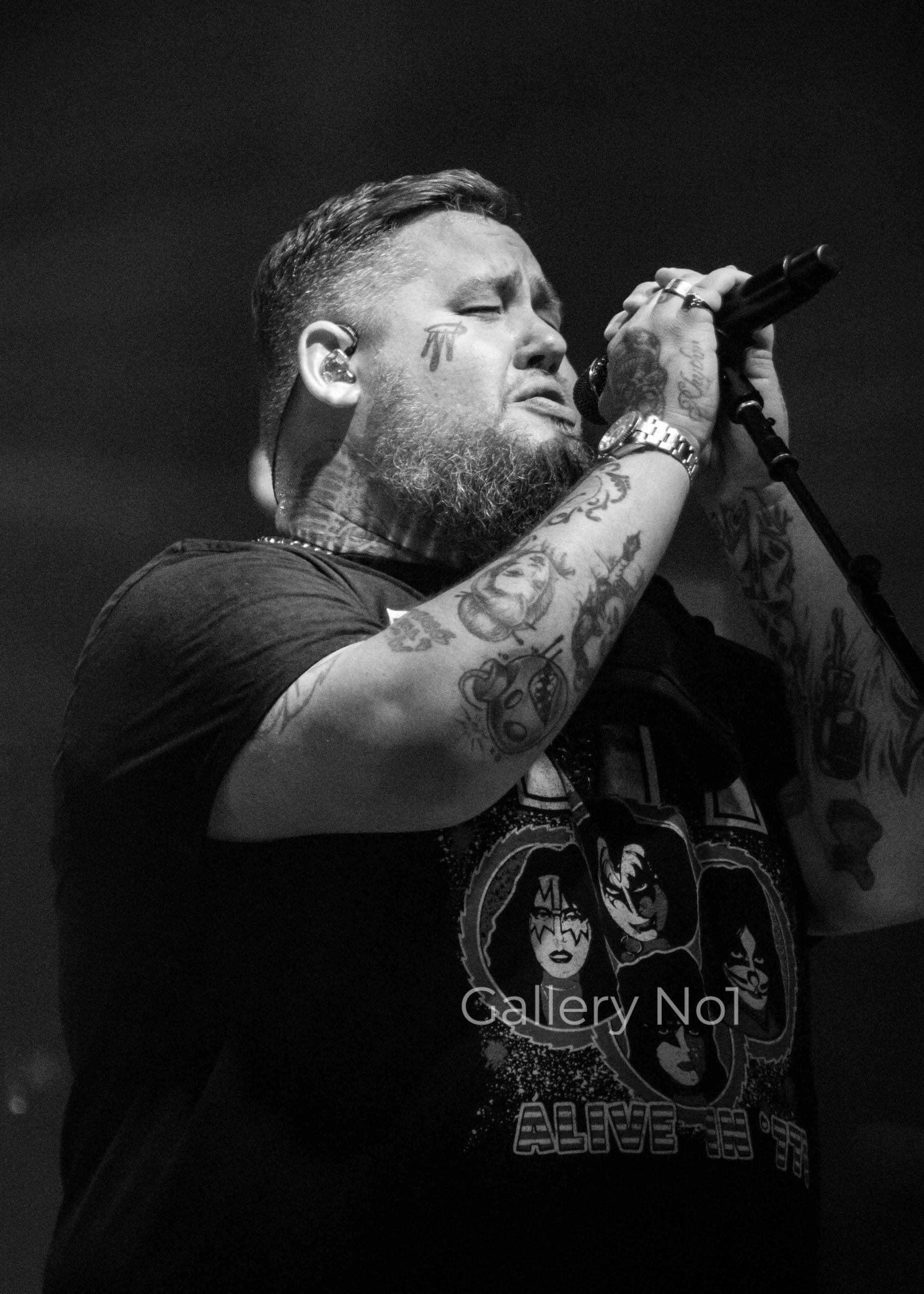 rag-n-bone-man-photograph-emma-terracciano- FIND PHOTOS OF RAG N BONE MAN FOR SALE