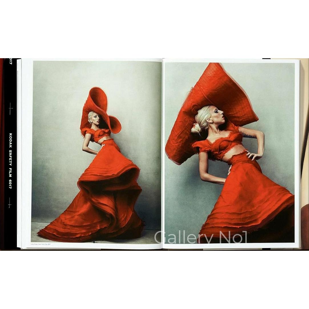 annie-leibovitz-sumo-photobook-sumo-for-sale-B