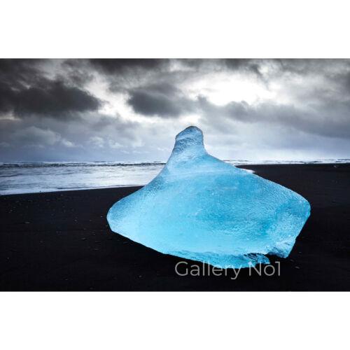 FIND PHOTOGRAPH OF THE DIAMOND MELT IN JOKULSARLON ICELAND