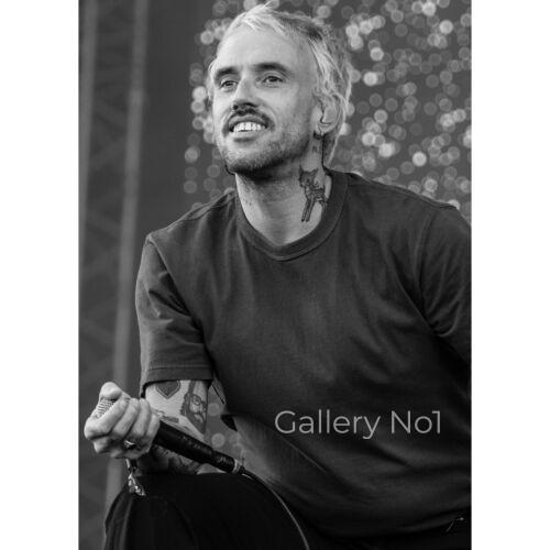 SEARCH FOR PHOTOGRAPH OF JOE TALBOT OF THE IDLES FOR SALE ON GALLERY NO1 WEBSITE