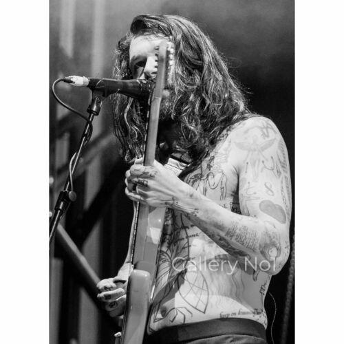 FIND PHOTOGRAPH OF BIFFY CLYRO FOR SALE IN UK